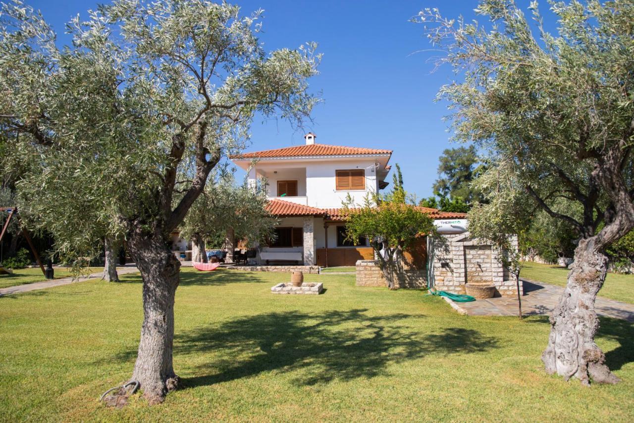 Seaside Haven Kineta Villa Exterior photo