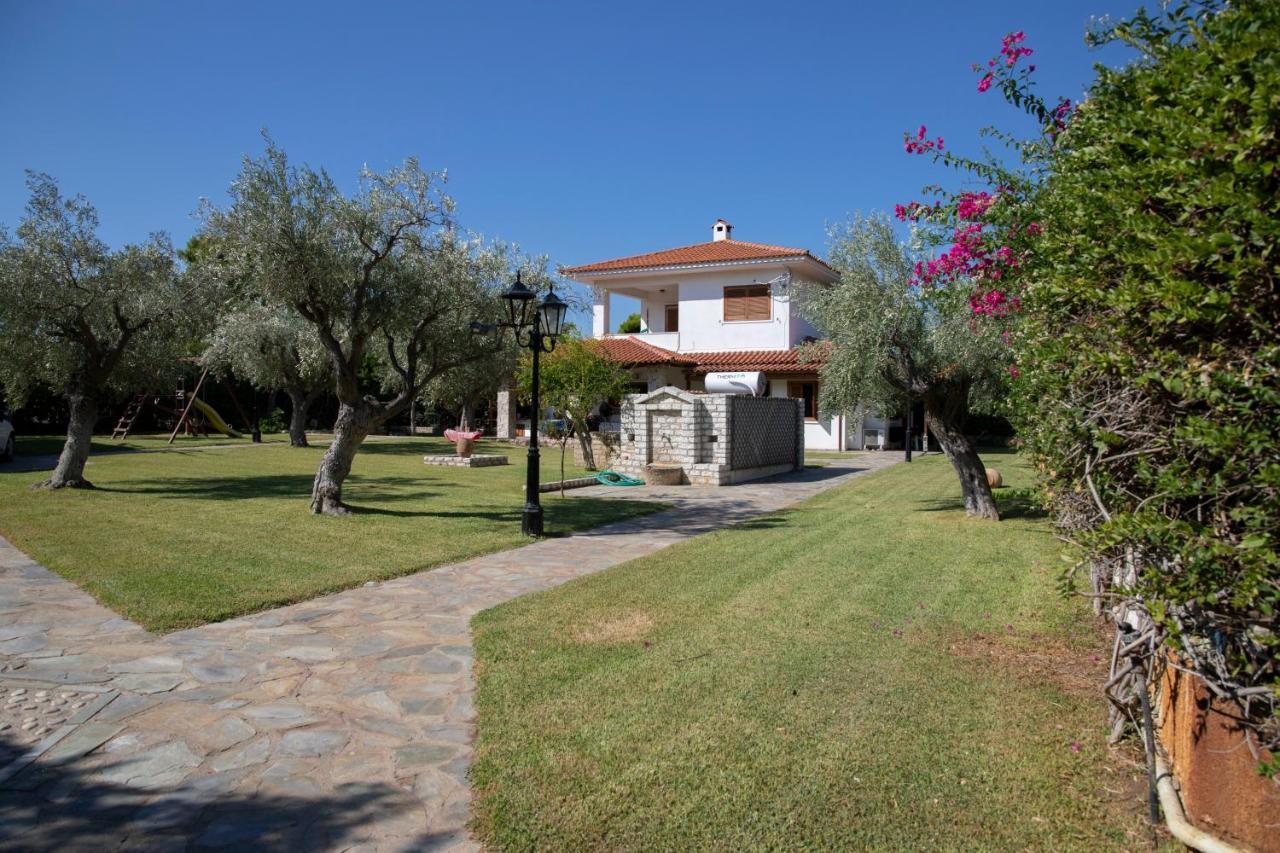 Seaside Haven Kineta Villa Exterior photo