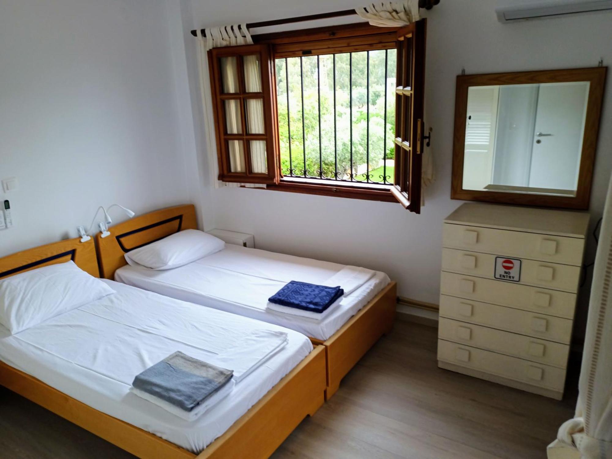 Seaside Haven Kineta Villa Exterior photo